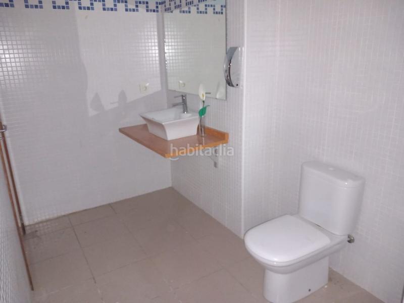 Foto cf1d66d0-4a31-4fcf-b9e8-0822cb8e488d. Alquiler local comercial local com. en alquiler en plaza de toros. en Linares