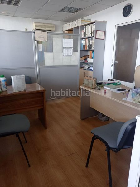 Foto 9a7ec6cd-7c13-4d3b-9e45-bded5731b0b2. Location bâtiment à usage industriel dans Úbeda