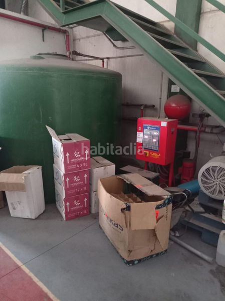 Foto 9d896c98-0052-4c1e-bf53-e6aae4b6ef5c. Location bâtiment à usage industriel dans Úbeda