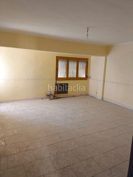 Foto 635421f6-a2f0-4838-89f2-327be94d05b2. Pis a Linarejos Linares