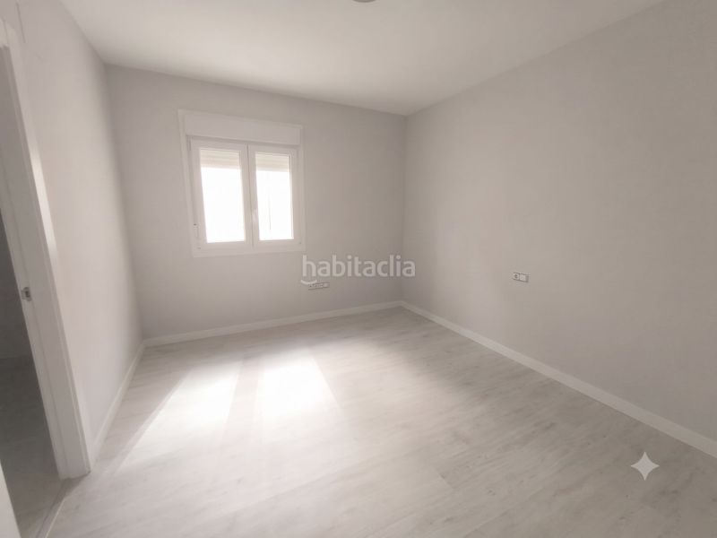 Foto ec951aed-39d3-4eea-b0a9-6df9ae2d5673. Lloguer pis amb aparcament a Úbeda