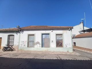 House  Pedro sanchez. Casa en venta en carolina, la, 3 dormitorios.