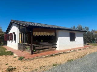 Chalet à Carmona. Venta de parcela en sevilla: urb. las torrecillas – carmona