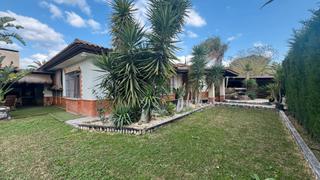 Xalet en Carmona. Venta de parcela en sevilla: urb. pino grande  carmona