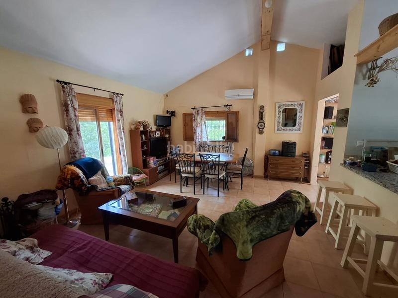 Foto 1103b6ed-2519-4ab6-8699-771f5d7d55ab. Xalet amb xemeneia a Los Lagos Guillena