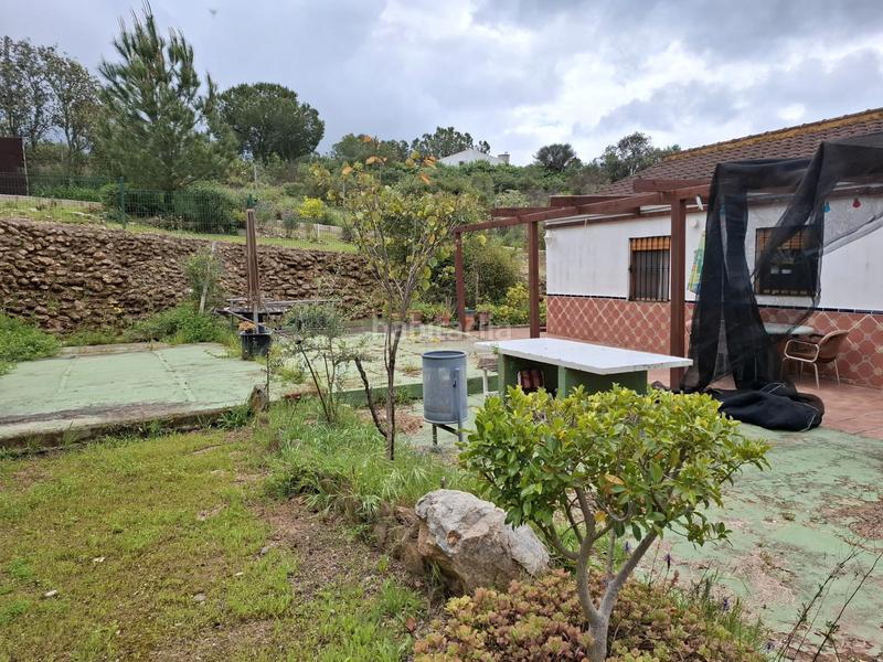 Foto 185753f4-8390-4bd1-8572-e17c2c001204. Xalet amb xemeneia a Los Lagos Guillena