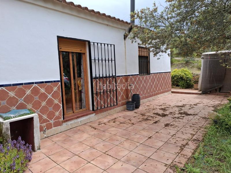 Foto c6579896-4e84-448a-8884-bb36d6233275. Xalet amb xemeneia a Los Lagos Guillena