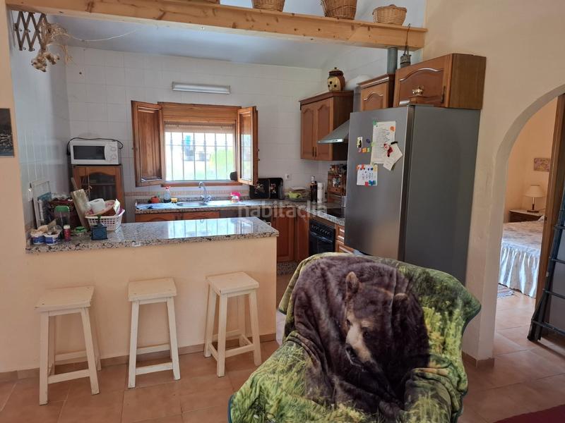 Foto ff0be7f8-88f0-4727-895a-79e1d861e1e8. Xalet amb xemeneia a Los Lagos Guillena