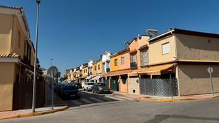 Casa adossada a Rinconada (La). Venta de casa en sevilla: la rinconada