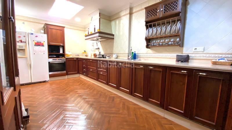 Foto 33272d17-d4f8-4b33-885d-61c0238f49c6. Casa adossada amb xemeneia aparcament a Urbadiez - Entrepuentes Sevilla