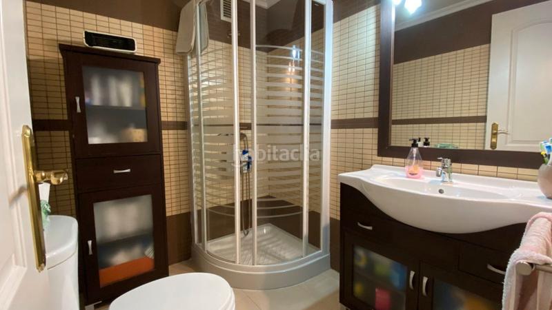 Foto d61db228-7e12-4cf1-bc4c-8acb8c630e79. Casa adossada amb xemeneia aparcament a Urbadiez - Entrepuentes Sevilla