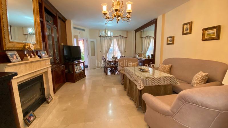 Foto f7cfcc5b-843e-4003-8e05-fb862a2c8d06. Casa adossada amb xemeneia aparcament a Urbadiez - Entrepuentes Sevilla