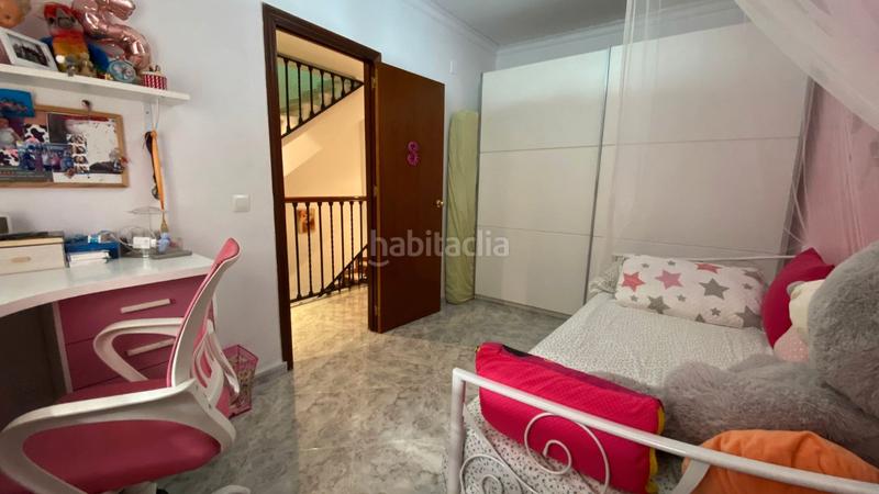 Foto 613c55d7-2a58-47a7-b495-c8229188c118. Casa a schiera con camino in Torreblanca Sevilla