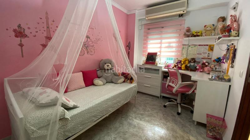 Foto bddbb91c-c750-4150-8ce4-9e048f706350. Casa a schiera con camino in Torreblanca Sevilla