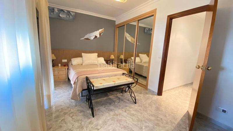 Foto fd9f9c57-6aae-4908-aefa-09be5dcafc6b. Casa a schiera con camino in Torreblanca Sevilla