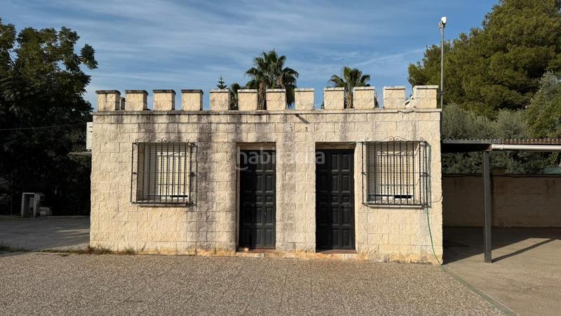 Foto 160513d9-5f6c-4706-bbfd-dddcbd8c4bab. Xalet amb xemeneia piscina a Carmona