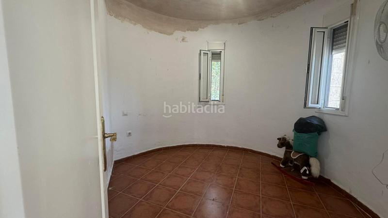 Foto 5a7349f8-0b7a-4e8e-a203-3b263eef55f3. Xalet amb xemeneia piscina a Carmona