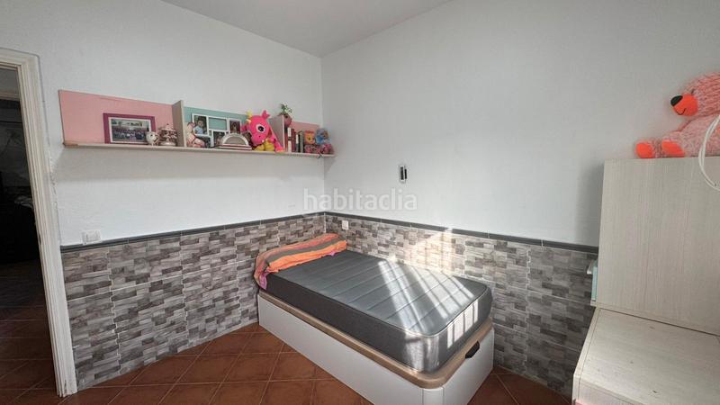 Foto eefa19d8-c267-48fe-8744-6f282645643b. Xalet amb xemeneia piscina a Carmona