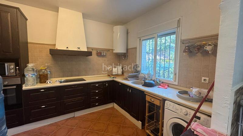 Foto fda875b6-56ed-4346-bf6a-3b2536fc5100. Xalet amb xemeneia piscina a Carmona