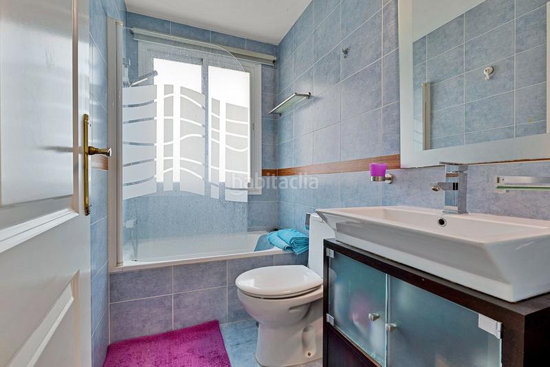 Foto cb4438dc-ba9b-4afc-9274-9ab1772464f3. Apartament a calle las viñas 2 a Los Pacos Fuengirola