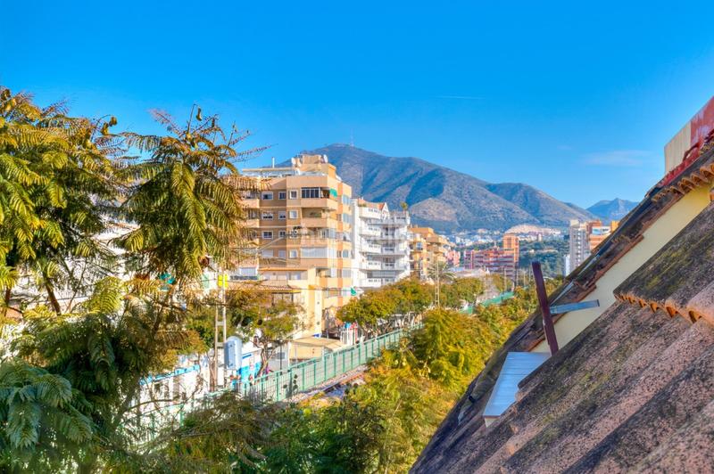Foto bab3c8b3-3591-436b-8ae6-2648c6ec5e33. Attique dans calle iglesia 2 dans Playa de los Boliches Fuengirola