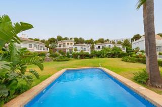Casa pareada en Calle salvia 3. Descubre esta joya oculta en el corazón de riviera del sol