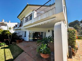 Casa pareada en Calle geranio 2. Oportunidad frente al campo de golf miraflores