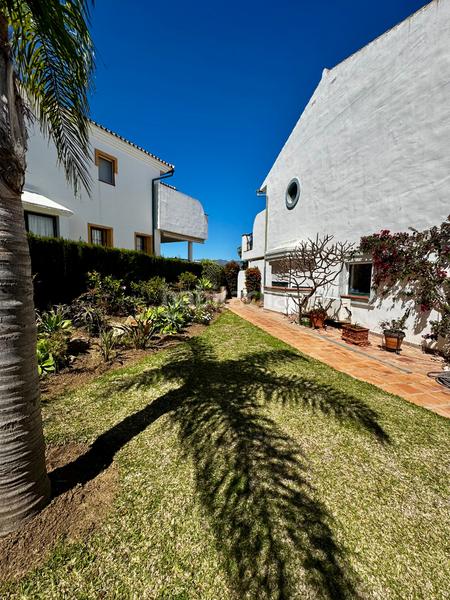 Foto 8ba7c9e0-17f7-4498-b8f7-4bba67f8d6c7. Maison jumelée dans calle geranio 19 dans Riviera del Sol Mijas