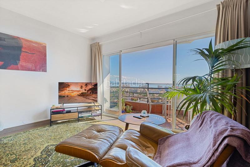 Foto 18e0831d-46e5-4135-a448-f29062dfd924. Apartamento en avenida de benyamina 5 descubre las mejores playas en Torremolinos