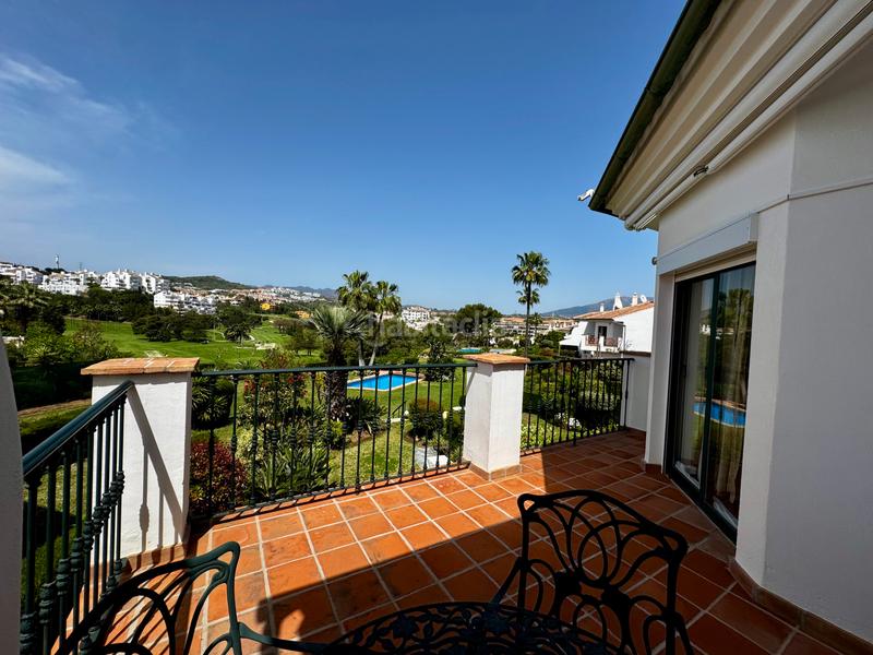 Foto 3f16377e-6e8a-4985-b3d3-483df18c3dff. Maison jumelée dans calle leander 8 dans Riviera del Sol Mijas