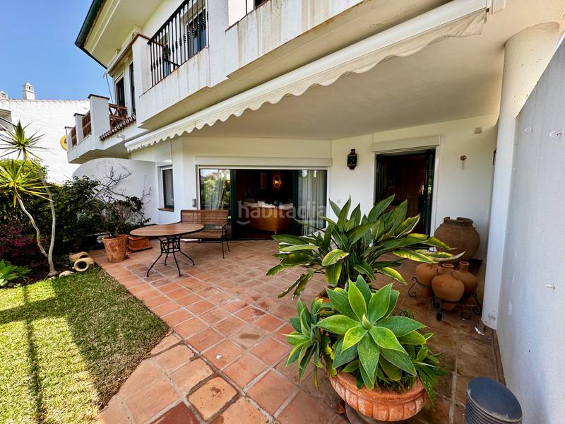 Foto f68bc741-d46f-4b0b-b25d-b9a61aa29930. Maison jumelée dans calle leander 8 dans Riviera del Sol Mijas