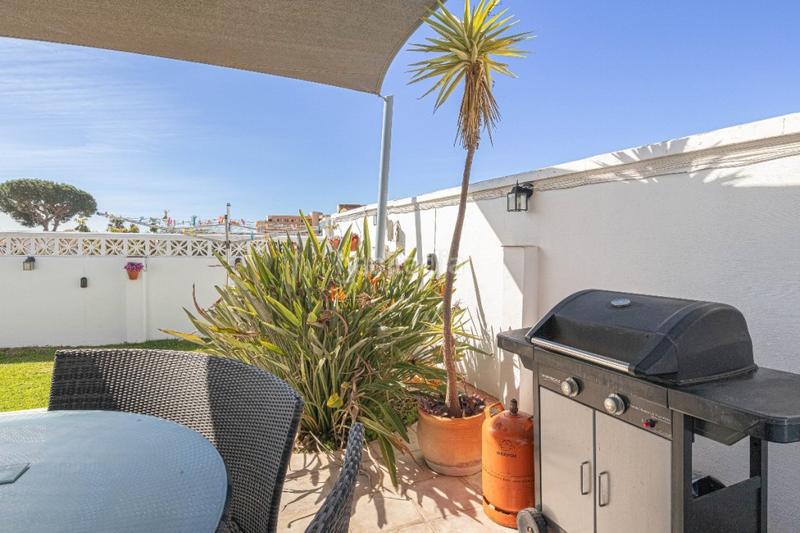 Foto 0b04d829-7ed3-4c53-968b-5f3b6f23b6f7. Casa en calle tomillo de calypso 3 villa junto al mar!!! en Mijas