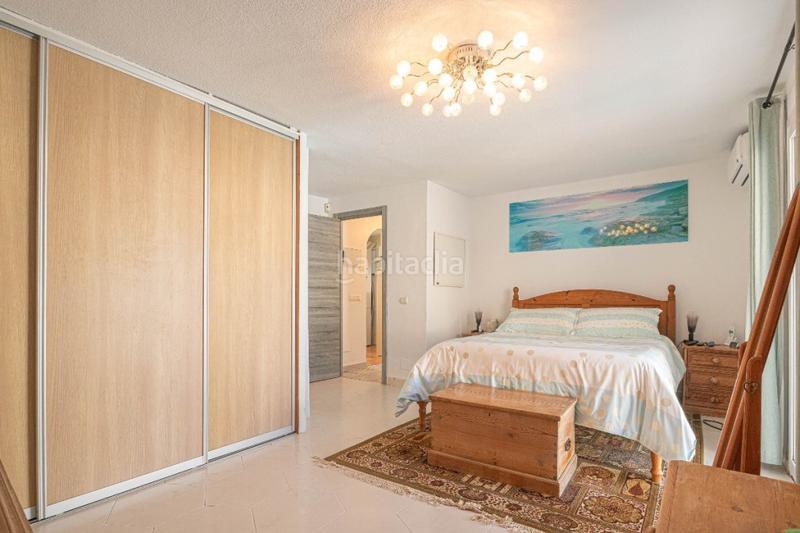 Foto c7f2174b-38c0-4b2d-b916-5ec38ee9960e. Casa en calle tomillo de calypso 3 villa junto al mar!!! en Mijas