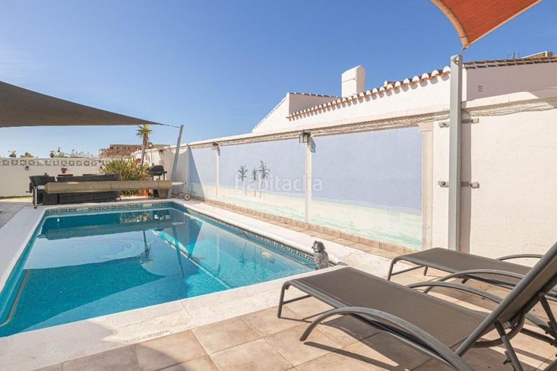 Foto de96f262-8d58-4417-b429-db72e7256615. Casa en calle tomillo de calypso 3 villa junto al mar!!! en Mijas