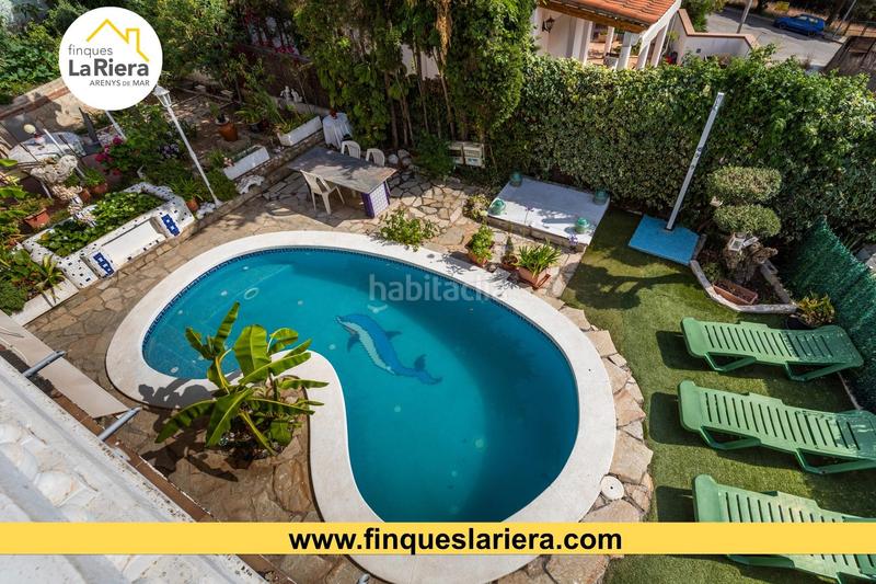 Foto 543c4446-d094-4a18-8f7b-3cfc7099686a. Chalet preciosa torre con piscina. en Urbanitzacions Arenys de Mar