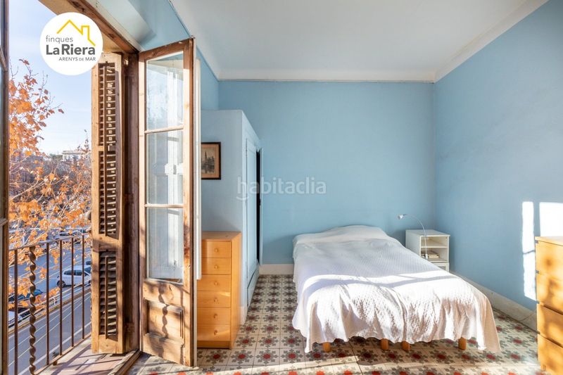 Foto 521438b0-179a-4e9e-9f2f-e652b69b3745. Edifici a Centre Arenys de Mar