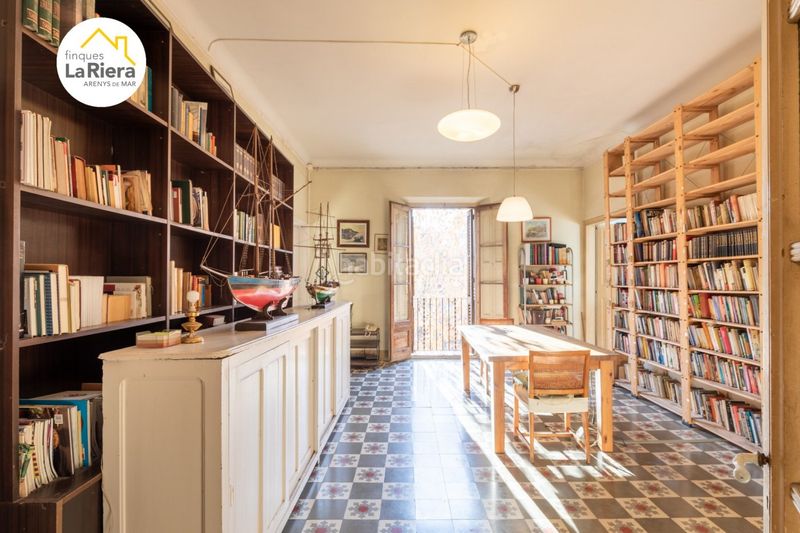 Foto 6346ac8c-3bf2-47a7-a328-2c6cefff34c5. Edifici a Centre Arenys de Mar