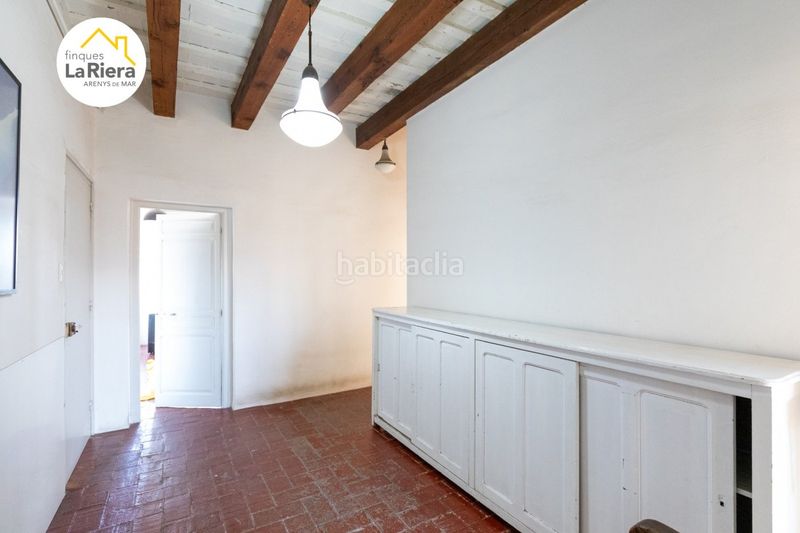 Foto b04b0f57-a6ec-4ae2-8762-257f8e396777. Edifici a Centre Arenys de Mar