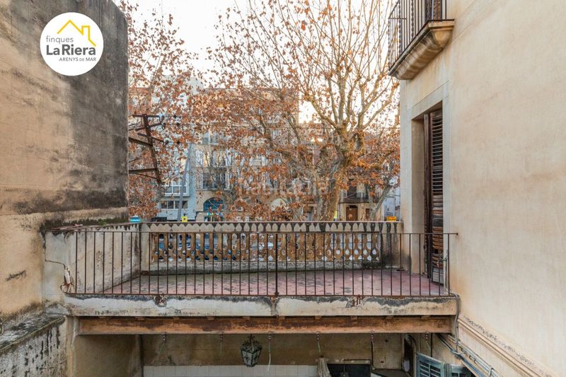 Foto b6b8bd95-695f-4f22-932b-c86f211cfef0. Edifici a Centre Arenys de Mar