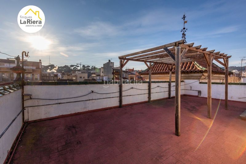 Foto ccb922db-6b62-4423-89d3-83284a0b4837. Edifici a Centre Arenys de Mar