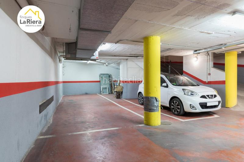 Foto 217e8420-1e5e-439d-a225-47946cb9fd96. Aparcament cotxe a Centre Arenys de Mar