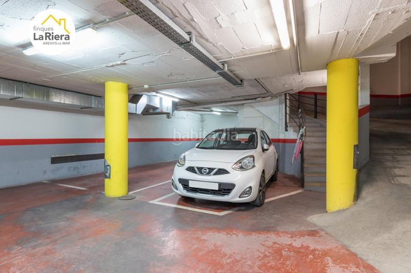 Foto 446747fd-050c-460b-a935-d8914dc6795b. Aparcament cotxe a Centre Arenys de Mar