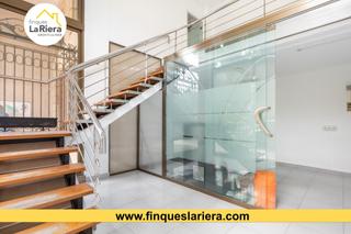 Location Local commercial à Centre. Alquiler local comercial de más de 200 m2!