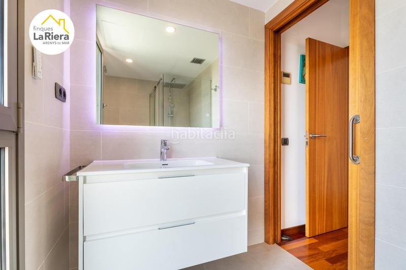 Foto aba0d7b4-acea-4ea7-8a78-45d3b7d0d3ce. Casa zona residencial exclusiva. en Urbanitzacions Arenys de Mar