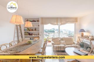 Casa a Caldes d´Estrac. Casa esquinera con vistas panorámicas !!