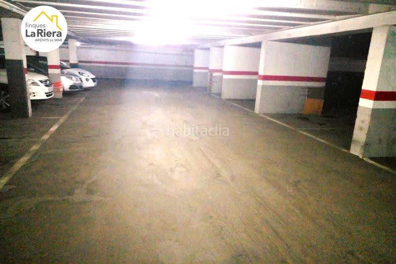 Foto 769fbeb8-b311-4874-b305-6106a62efd27. Aparcament cotxe a Centre Arenys de Mar