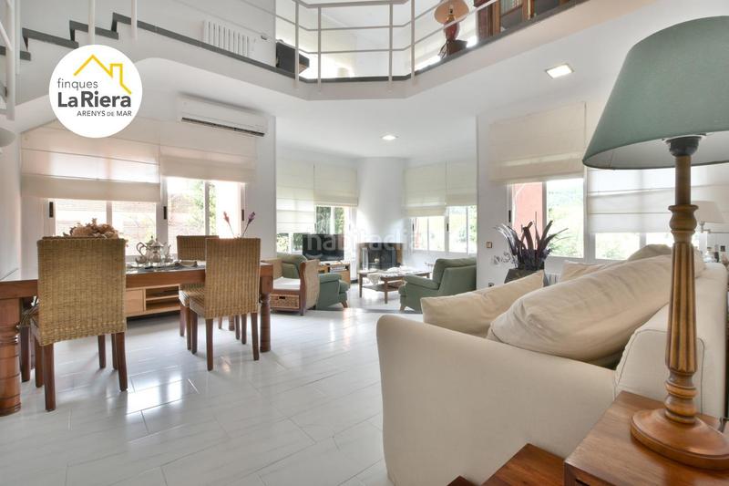 Foto 3cb95693-47a5-4674-a50f-fa06c7a45526. Chalet con riscaldamento parcheggio piscina in Arenys de Munt