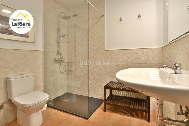 Foto 74b258cb-4c64-432f-b70e-081a177be05c. Chalet con riscaldamento parcheggio piscina in Arenys de Munt