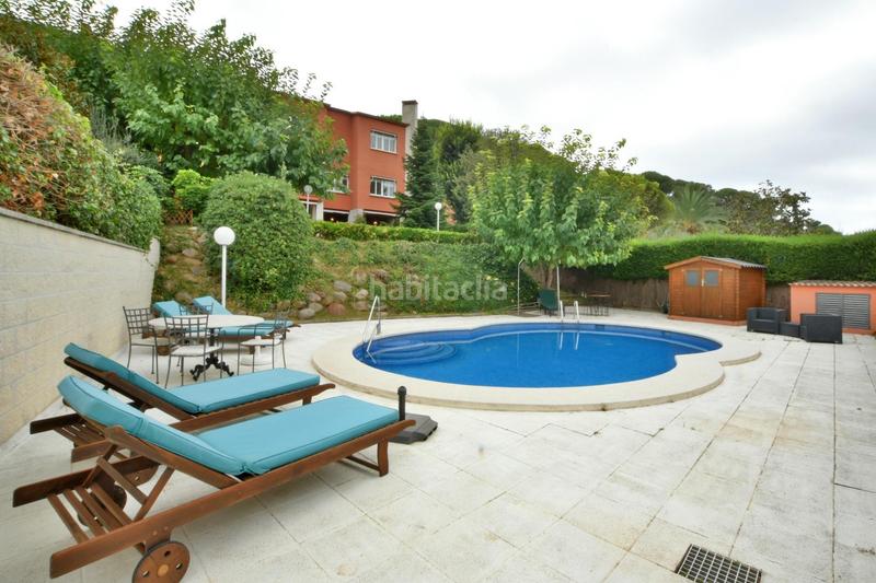 Foto cf2f1eb9-ab5e-4956-acb3-95dbae7153dd. Chalet con riscaldamento parcheggio piscina in Arenys de Munt