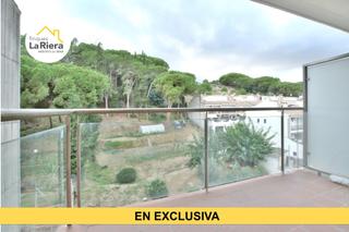 Appartement à Zona alta. Ático dúplex con ascensor y vistas